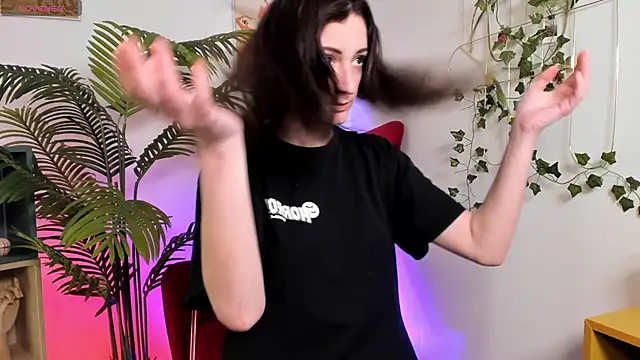 Ruby blossom  online show from January 15, 6:08 am