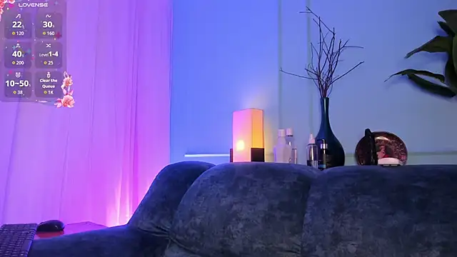 Nicki Ripperton online show from June 23, 4:54 am