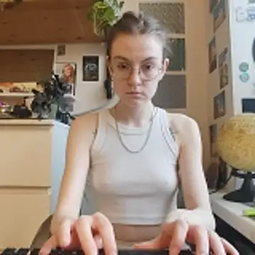 Shy Bamby online show from March 31, 4:07 pm