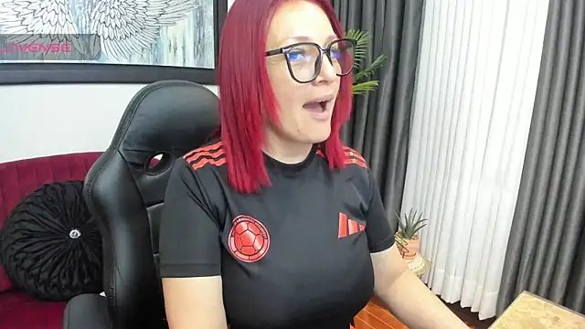 VictoriaPaker online show from March 10, 11:36 am