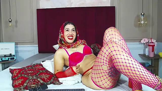 GiaTegel online show from March 5, 11:11 pm