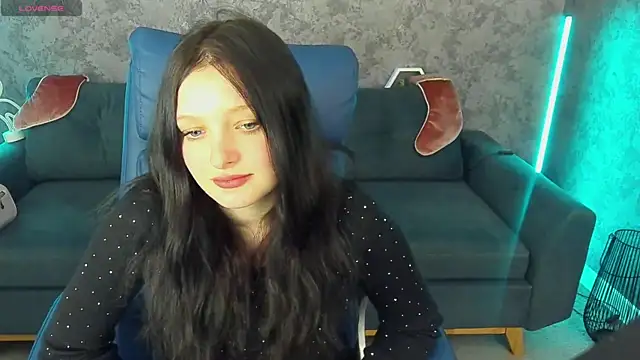 MiraSoliss online show from January 8, 9:13 am