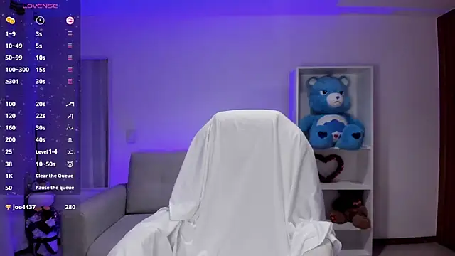  wtdreamgirl online show from March 29, 6:45 am