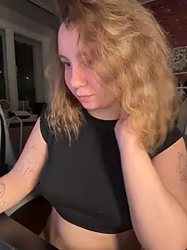 AnnaSeint online show from March 18, 6:46 pm