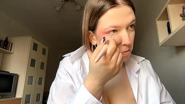 JammieMickiewicz online show from March 12, 7:33 am