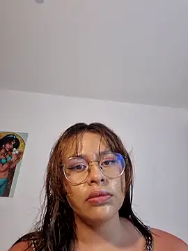 rosse taylorx1 online show from April 13, 7:03 pm