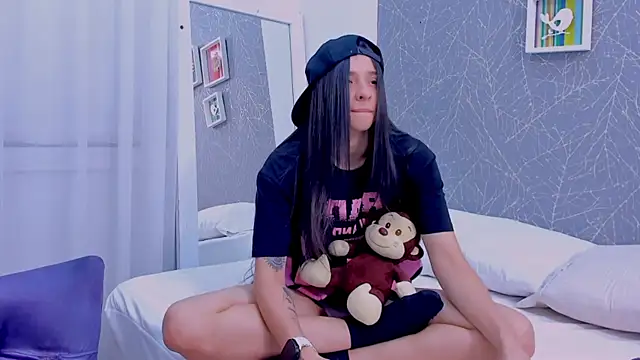 ViictoriiaSaenz online show from January 19, 5:14 am