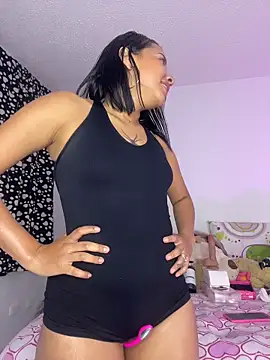 Carita traviesa4 online show from April 5, 4:00 am