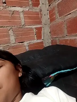 triana-hot18 online show from February 6, 12:30 pm