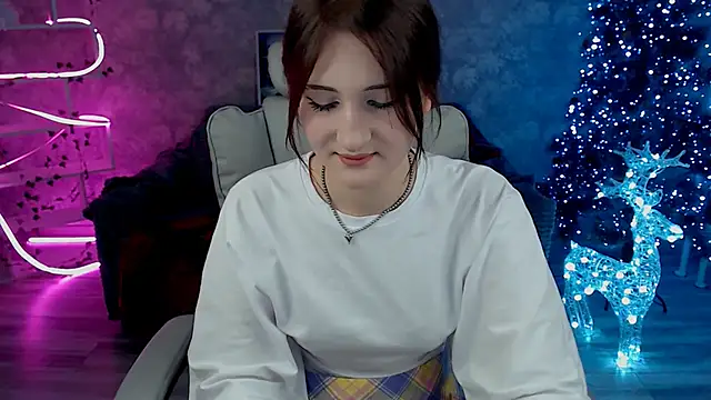 ellisjoyy online show from January 12, 4:12 pm