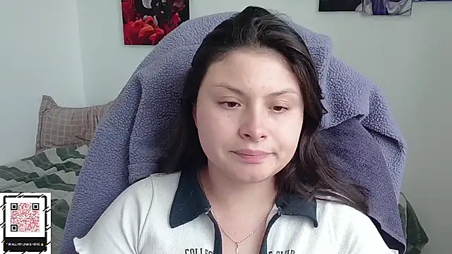 yessica gomez01 online show from March 12, 9:50 pm