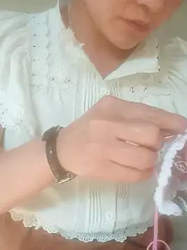 jjennyyy online show from April 22, 7:27 am