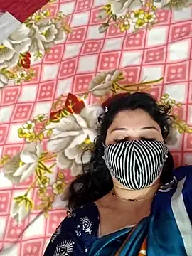 Priyaji7575 online show from January 14, 4:23 pm