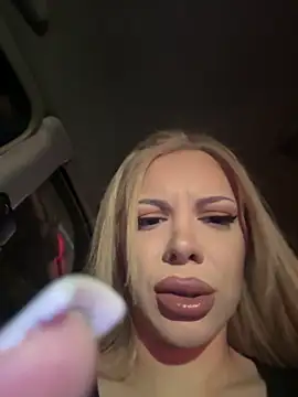 AlyssaFoxx  online show from February 7, 7:40 pm