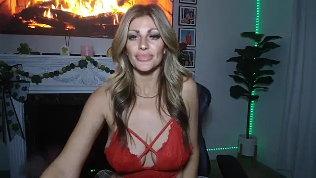 kaitlyncollins26 online show from March 4, 2:51 am