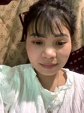 LinLin220 online show from January 12, 7:46 am