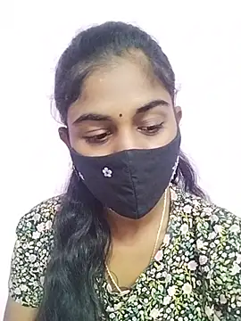 Tamil Hot RoyalQueen online show from February 26, 4:50 pm