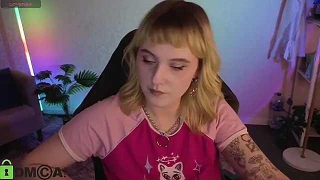 Roziett Belle online show from April 23, 12:29 pm