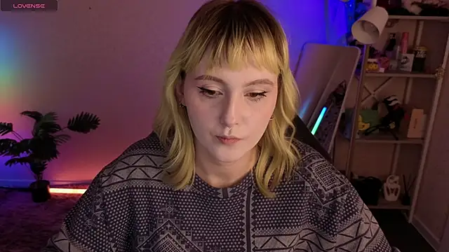 Roziett Belle online show from April 22, 9:17 am