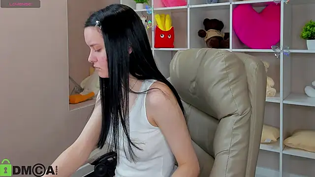 Kessi Millisis online show from February 3, 3:04 am