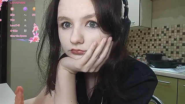 GameToiler online show from March 11, 5:04 pm