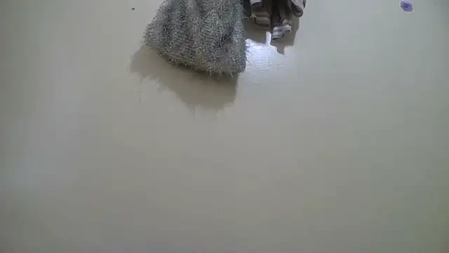 siphestripz online show from April 7, 6:37 am