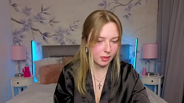 VladaHotxx online show from February 21, 2:51 pm