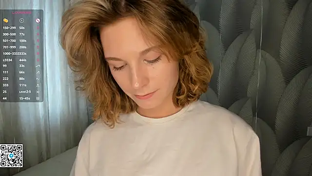 SonyaNowak online show from February 18, 11:53 am