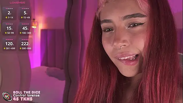 Dakota velvet  online show from March 26, 12:18 pm