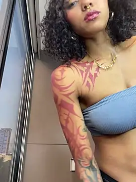 LizStorm  online show from July 11, 12:49 pm