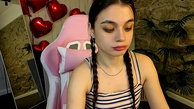 Kim Bless online show from March 17, 5:44 am