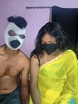 hotcopuleandsweet online show from April 20, 11:41 pm