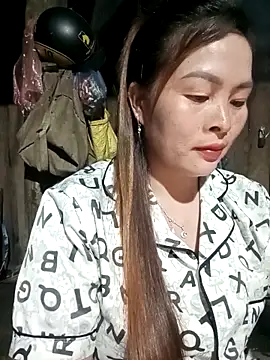 Bling sexy online show from February 17, 12:15 pm