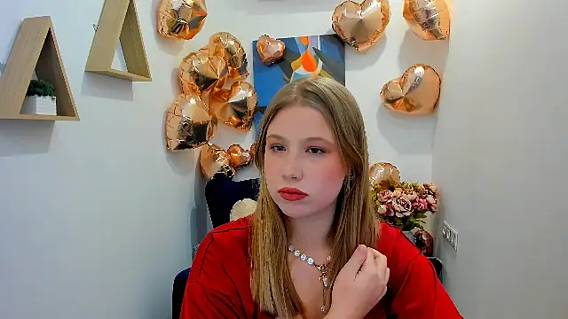 SweetDaylight online show from February 12, 7:59 pm