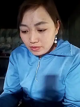 lia-coy online show from March 10, 4:49 am