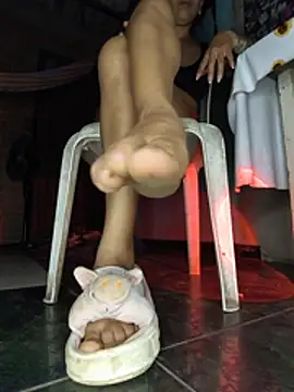 roxxy white online show from June 15, 2:34 am