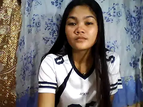 PinaySkinnyJust18 online show from February 2, 10:42 pm