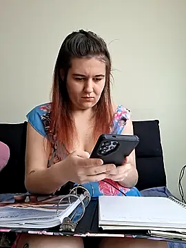 Ashlovescannabis online show from March 4, 3:40 pm