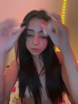 laraa rous online show from February 13, 1:40 am