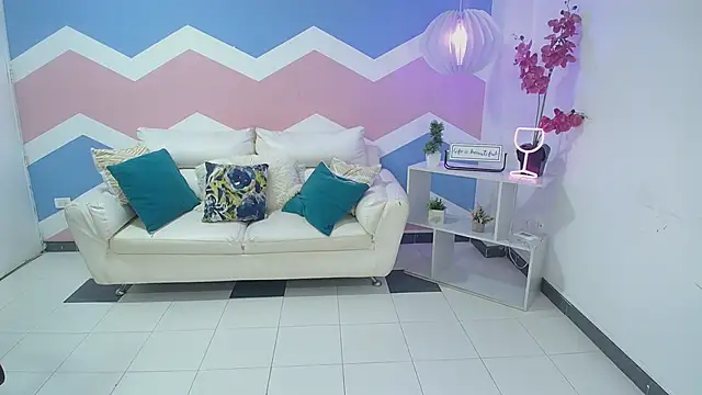 mayli marie online show from March 18, 11:21 pm