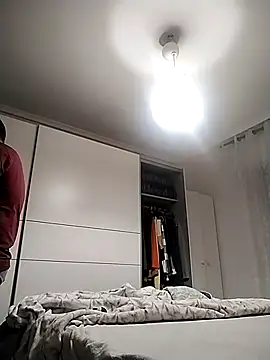 solsit1990 online show from February 8, 9:18 pm