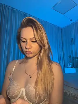 DayaFoxy online show from February 19, 3:22 pm