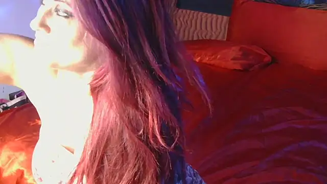 BusyB1983 online show from April 16, 10:04 am