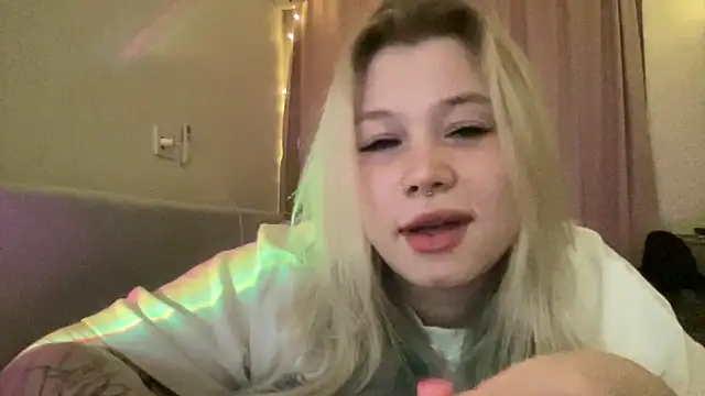 Lulu Di online show from March 20, 10:25 pm