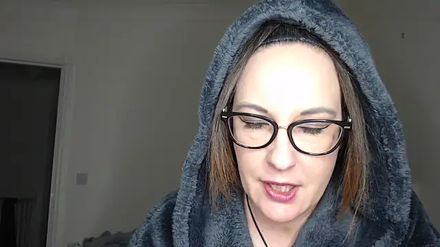 PsychicDominatrix online show from March 9, 7:06 pm