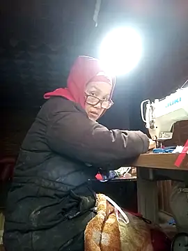 yoyosexy11 online show from February 10, 7:33 am