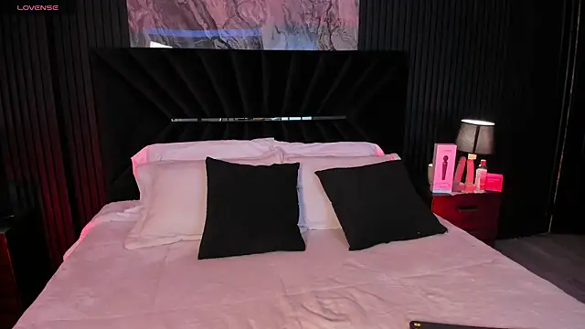 Liiahfontaine online show from April 15, 11:55 am