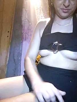 mariposaros4 online show from February 8, 10:52 am