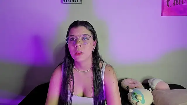 ViolettM online show from March 24, 8:14 pm