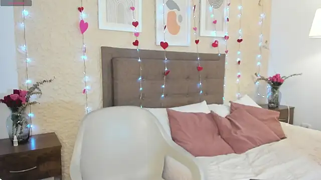 SalomeStorm  online show from February 21, 5:02 pm